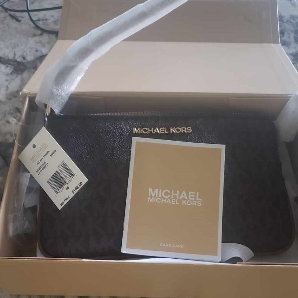 Michael Kors Jet Set Travel Mini-bag - New In Box - Picture 2 of 5
